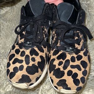 Adidas Cheetah Torsion Sneakers